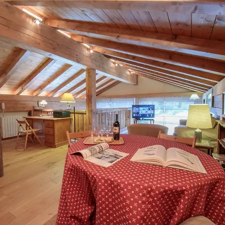 Sainte-foy-l'argentiere Chalet Sleeps 8 * Chamonix