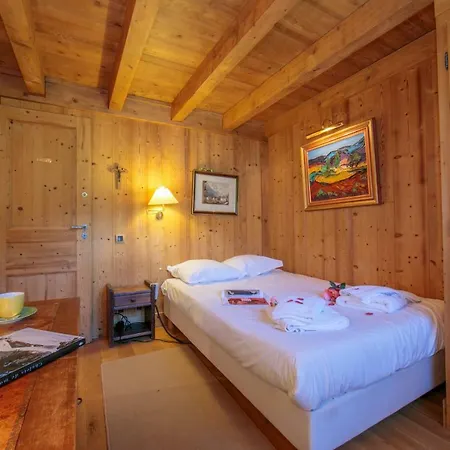 Sainte-foy-l'argentiere Chalet Sleeps 8 Chalet *